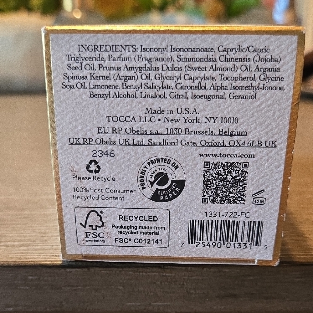 Tocca Peach & Gold Fragrance Bottle - Picture 4 of 5